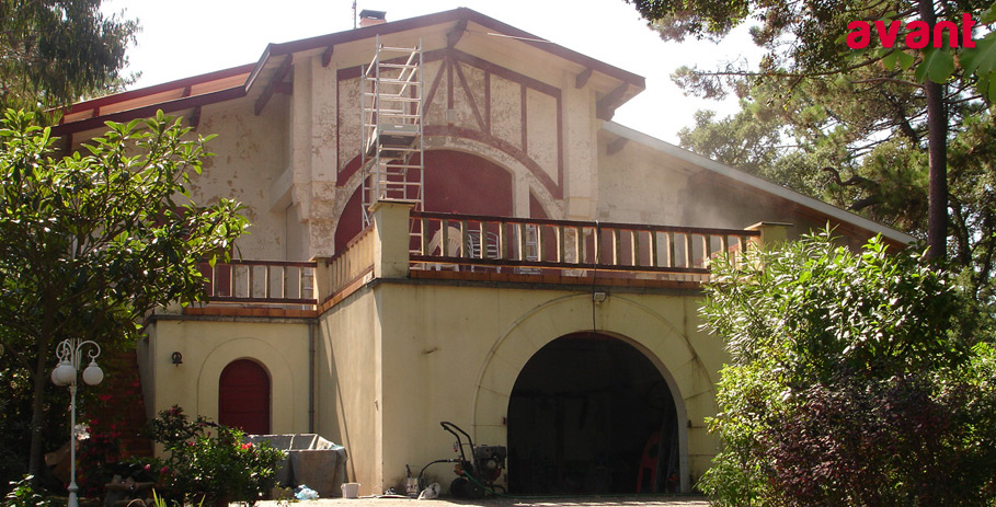Ravalement de façade en cours